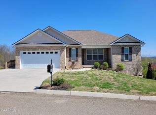 6302 Lantern Ridge Ln, Knoxville, TN 37921