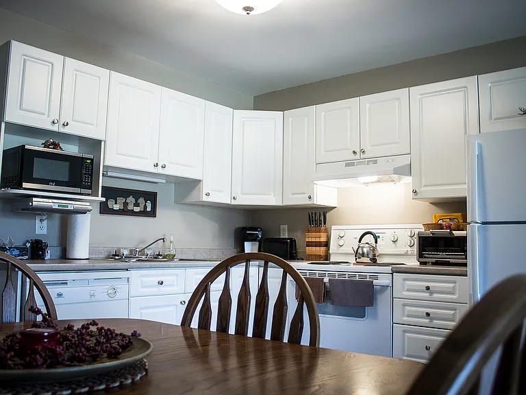112 Murphy Ave — Photo 5