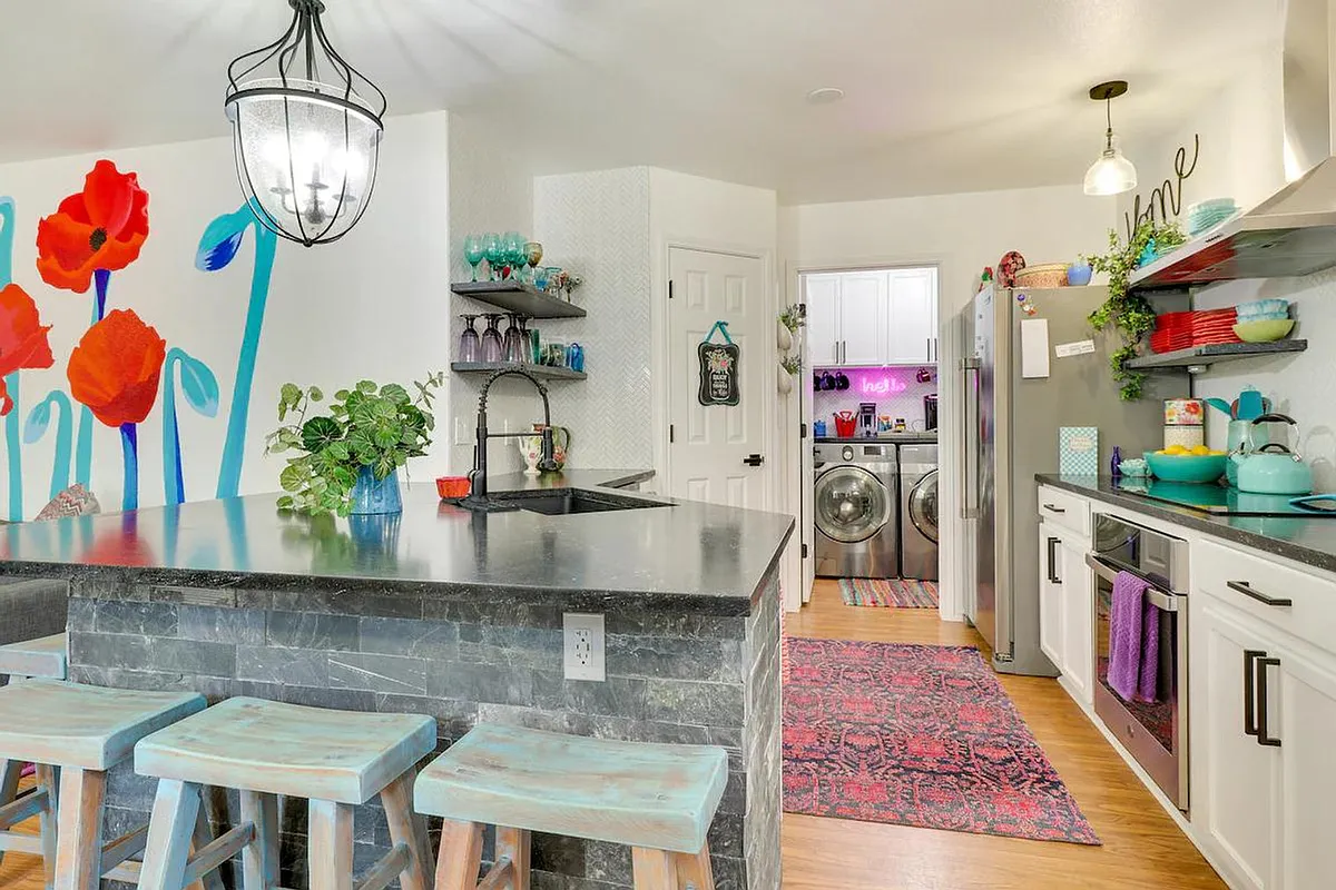 Fully Equipped Kitchen - 1208 E 3rd St #ID1385727P