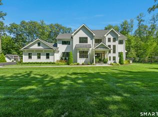 2 Black Pine Rdg, Ridgefield, CT 06877