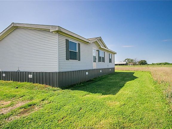 4th image of 1490 County Road 116
