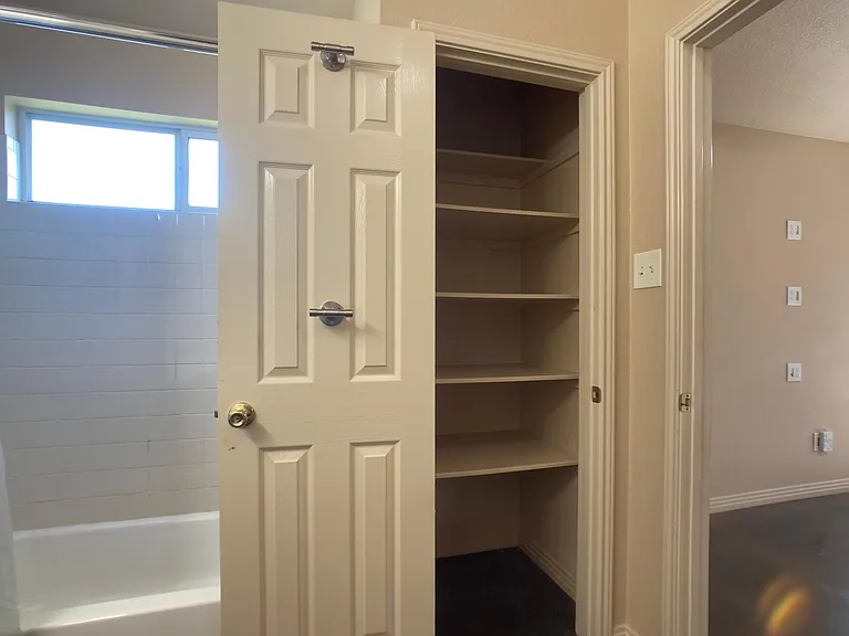 linen storage