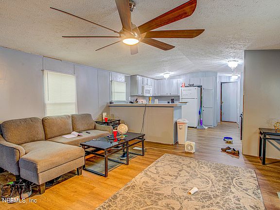4th image of 1230 PANGOLA Drive