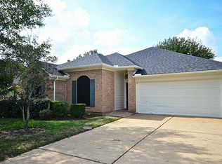 16814 Dunbar Grove Ct, Sugar Land, TX 77498