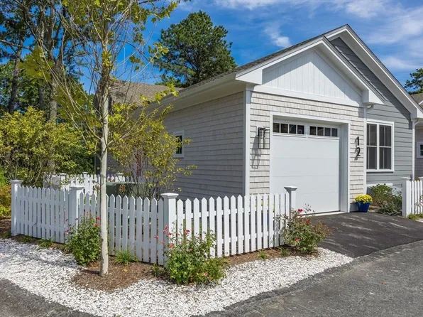 12 Birdsong, Plymouth, MA 02360