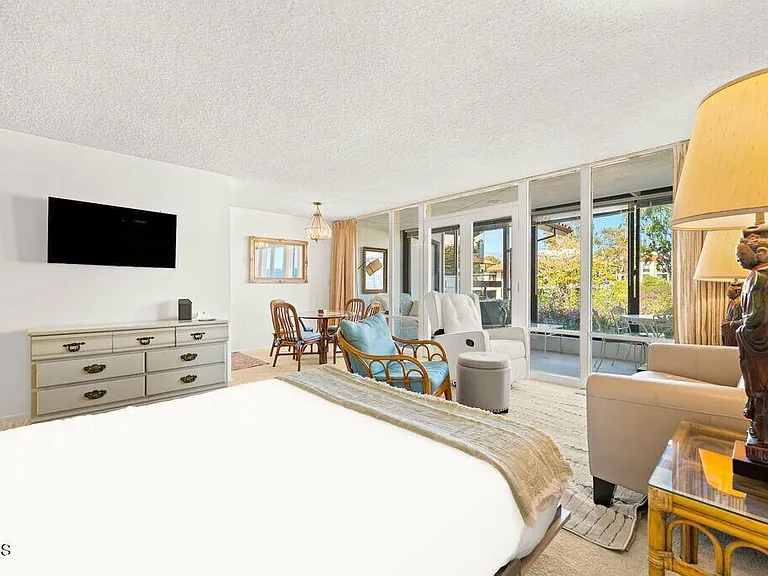 1345 Plaza Pacifica — Photo 13