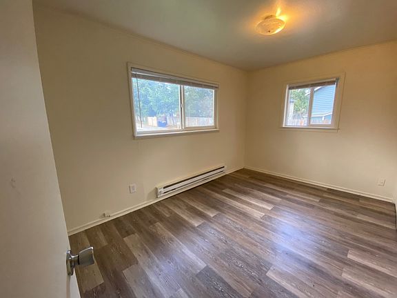 5th image of 5004 190th St SW #5004