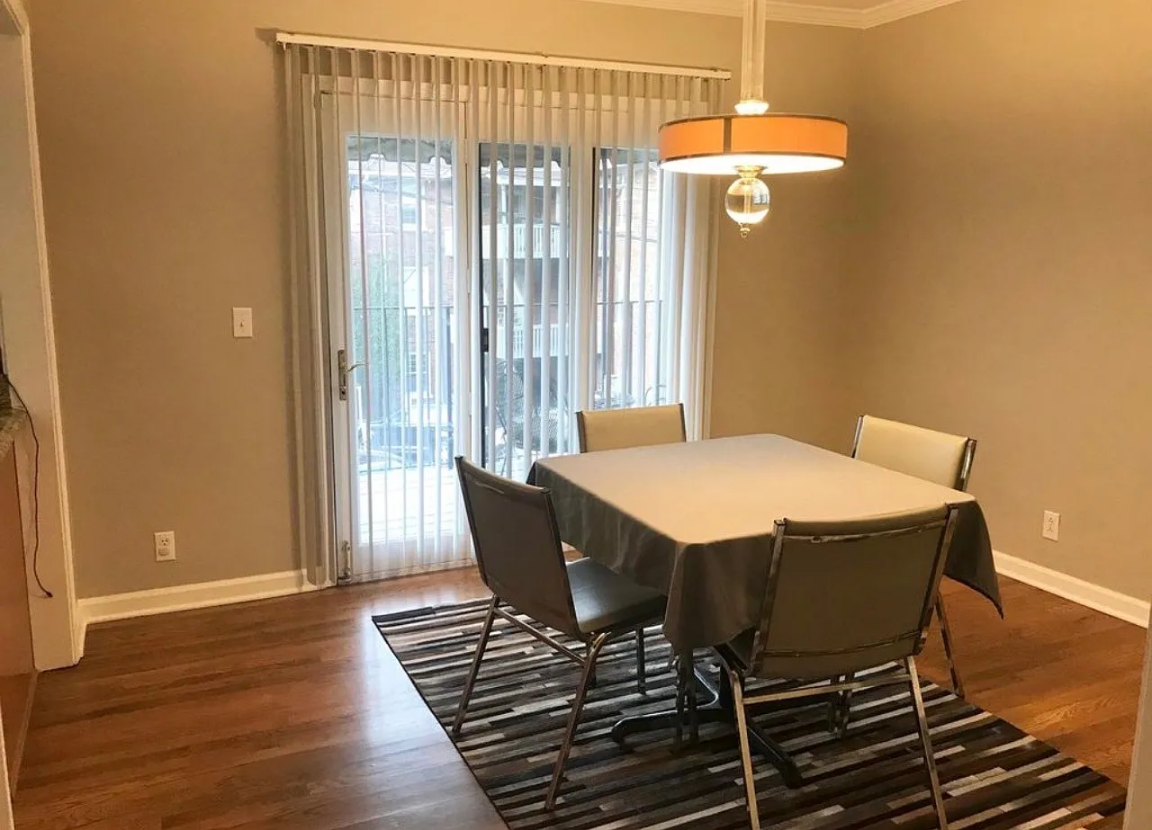 2 bed, 1344 sqft, $2,350 — Photo 3