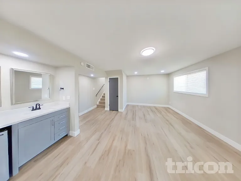 4820 W Hayward Ave — Photo 19