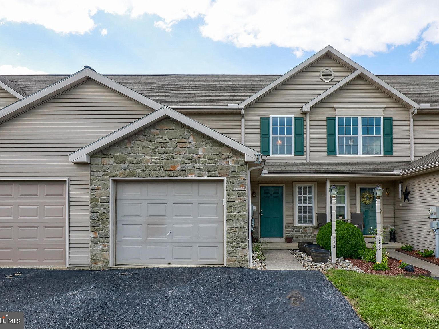 734 Mount Gretna Rd, Elizabethtown, PA 17022 Zillow