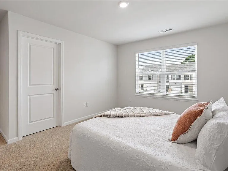 24 Red Clover Dr — Photo 30