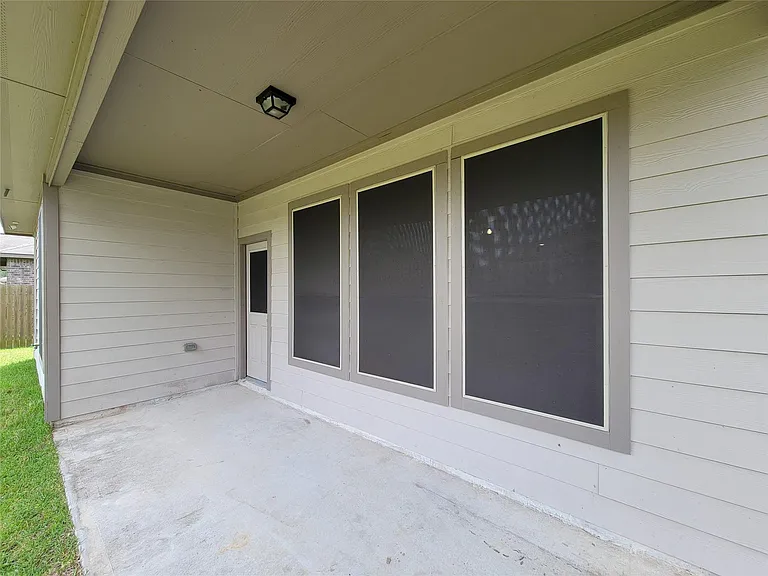 15611 Jackie Robinson Rd — Photo 39