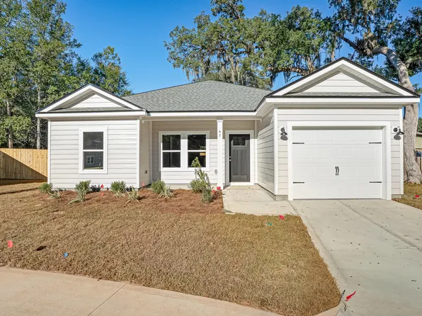 46 Shebbi Ln, Freeport, FL 32439