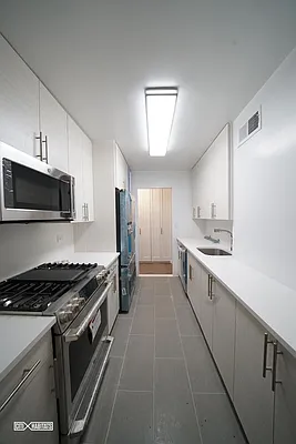 Rented by Citi Habitats | media 18