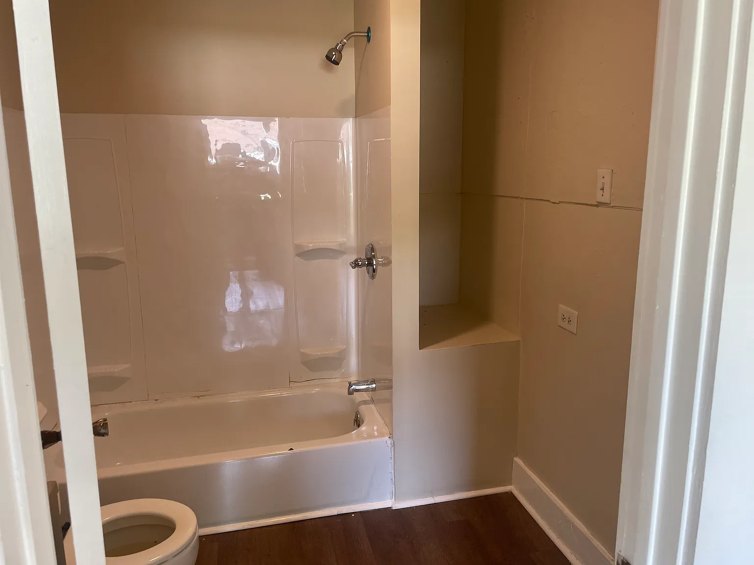 2 bed, 680 sqft, $900 — Photo 4