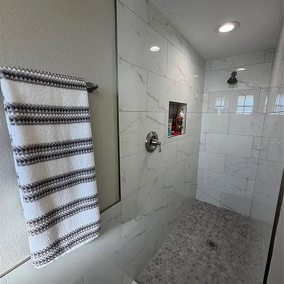 3032 Golden Rain Dr — Photo 9