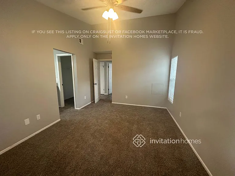 2447 Atrium Cir — Photo 8