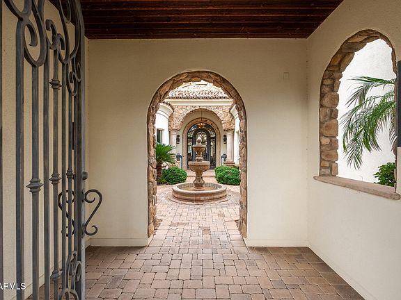 3rd image of 2196 E CHAMPAGNE Place