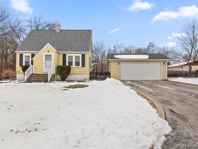 601 Azalea St SE, Demotte, IN, 46310