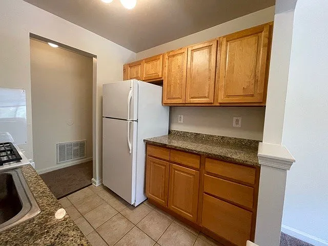 Autumn Ridge Apartments — Photo 75