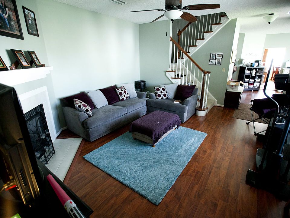1st image of 1351 Lake Dr