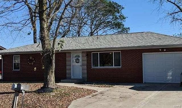 1st image of 1157 Lola St