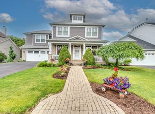 263 Sunbury Dr, St Charles, IL 60175