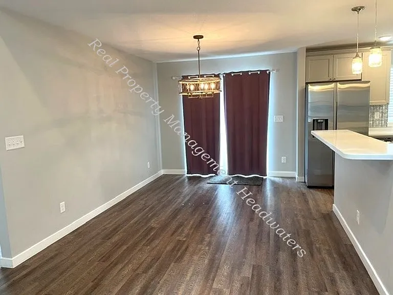 4747 Shore View Rd — Photo 5