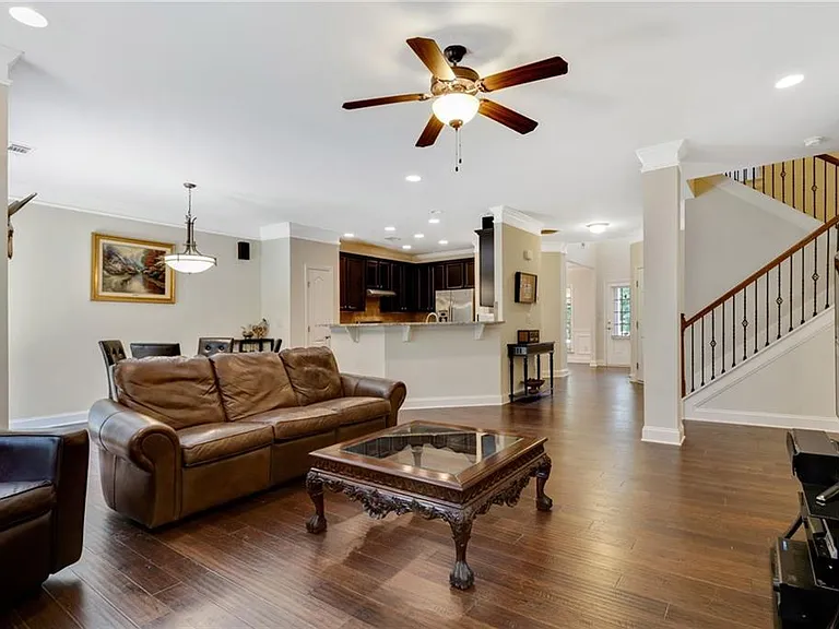 2532 Kinglet Ct — Photo 8