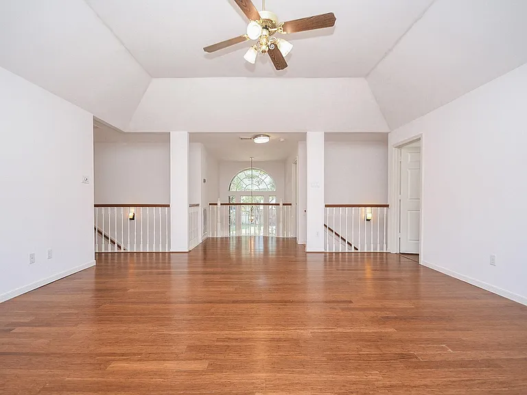 4323 Magnolia Ln — Photo 32