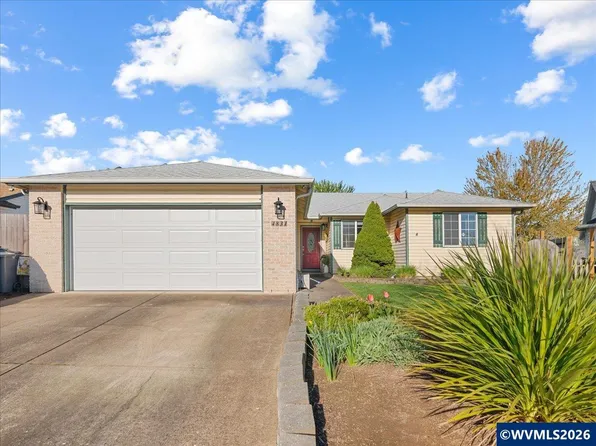 4831 Bonanza Dr NE, Salem, OR 97305