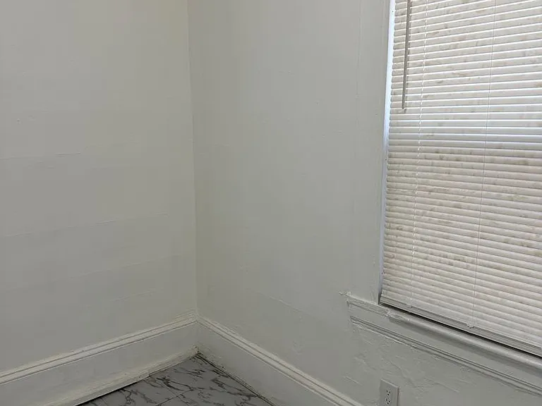 5700 Luther Ave — Photo 11