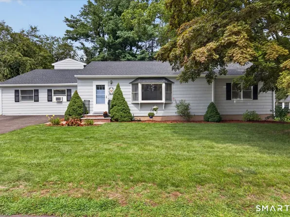 22 Robinwood Road, Hamden, CT 06517