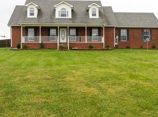1327 Jason Cir, Ashland City, TN 37015
