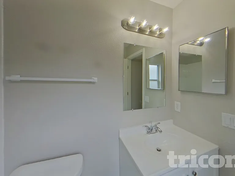 13239 Prestwick Dr — Photo 8