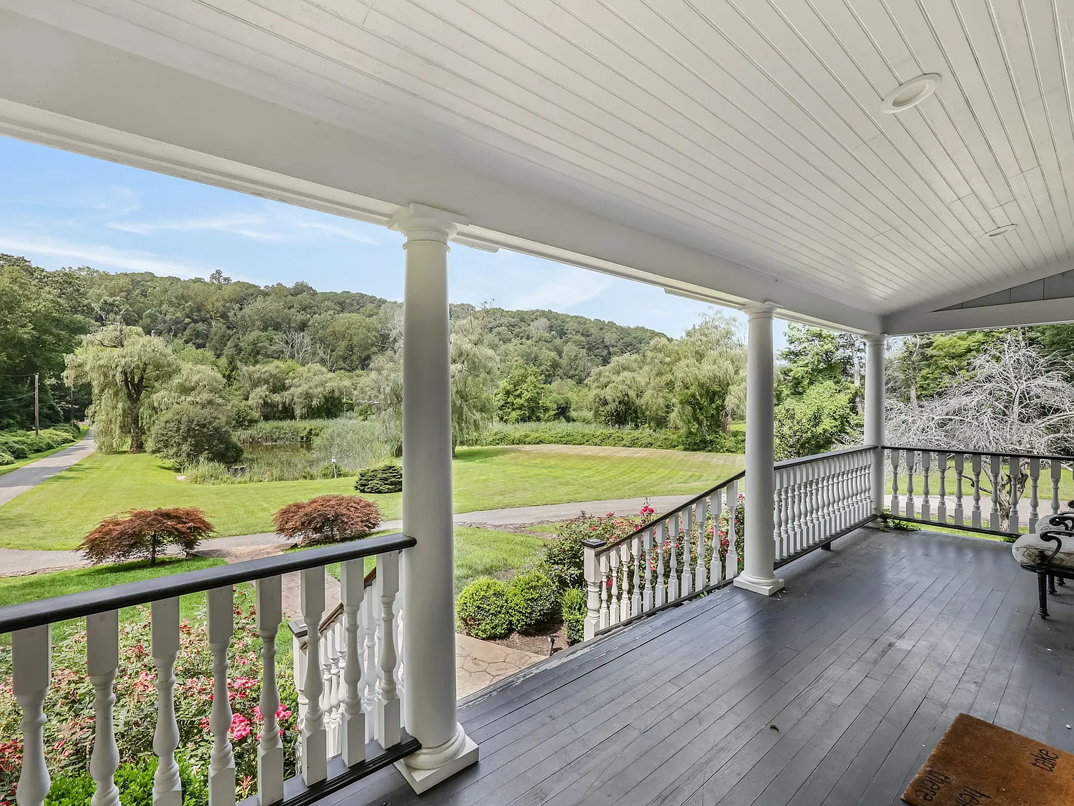 5 bed, 3.5 bath, 3882 sqft, $9,000 — Photo 4