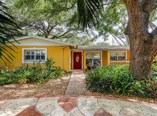 4611 W Hawthorne Rd, Tampa, FL 33611