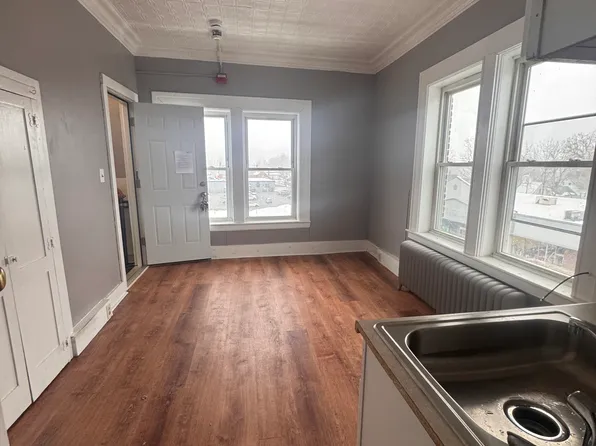 65 Pleasant St #1-11, Claremont, NH 03743