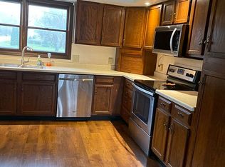 376 Waterfront Dr, Dixon, IL 61021