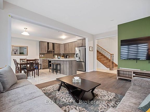 4th image of 2 Sun Haven Ln