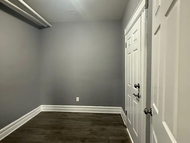 903 Hunterdon St #2R — Photo 2