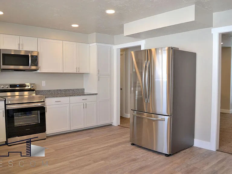 Main St Duplex — Photo 3