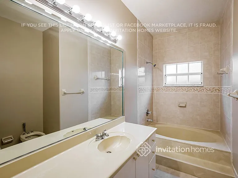 18051 SW 144th Ct — Photo 11