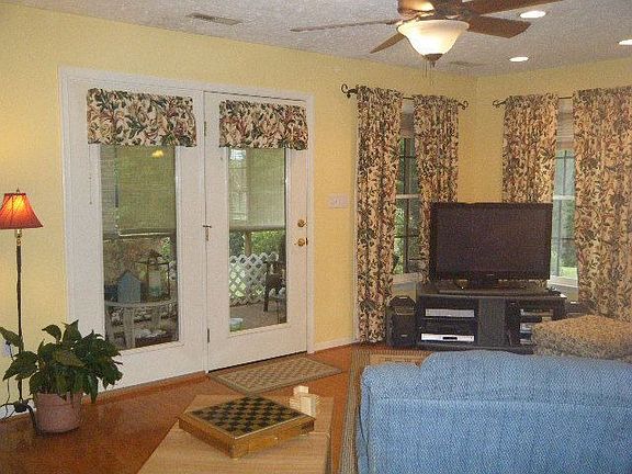 5th image of 1293 Valley Vista Ln