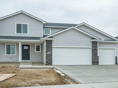 1000 Willow Valley Dr, Norwalk, IA, 50211