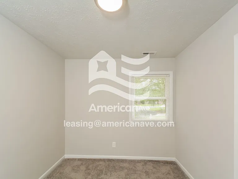 1790575_011_wm_-_bedroom_13182572.jpg