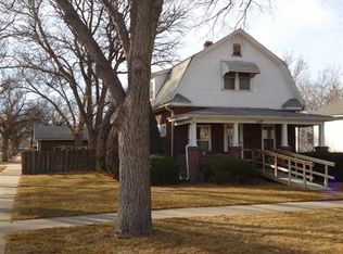 902 W 2nd St, Mccook, NE 69001