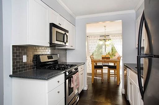 4th image of 11 Oliva Ct