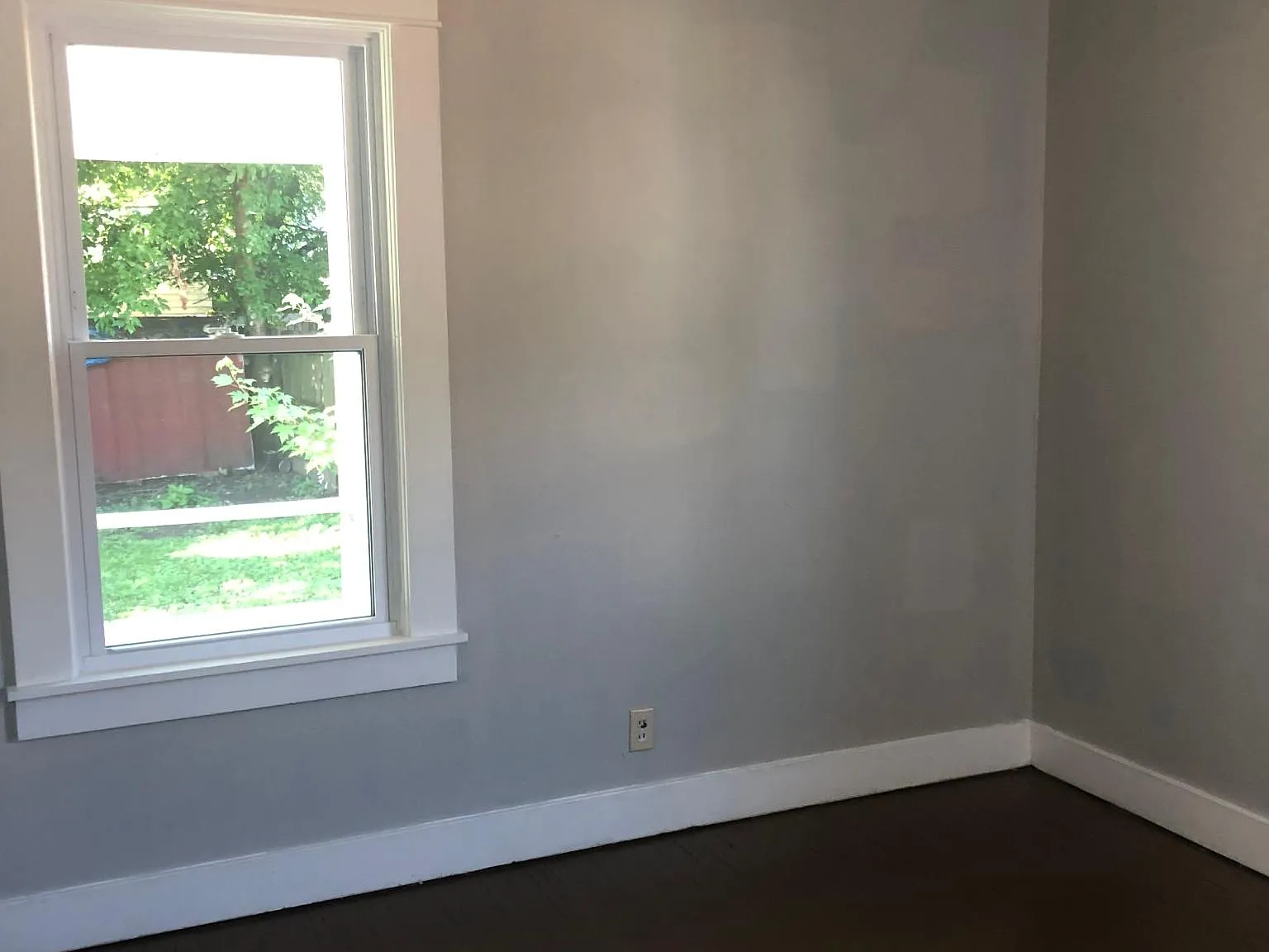 3 bed, 1000 sqft, $1,385 — Photo 2