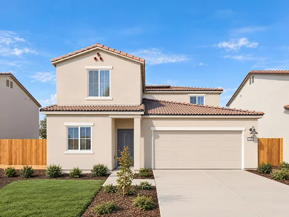 2435 S Mackenna Ct, Visalia, CA 93292